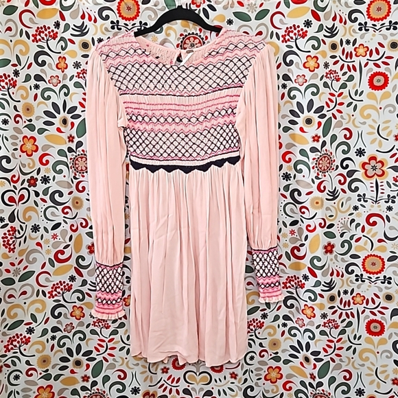 Free People Pink Long Sleeve Smocked Mini Shift Dress Size Small - Picture 2 of 7
